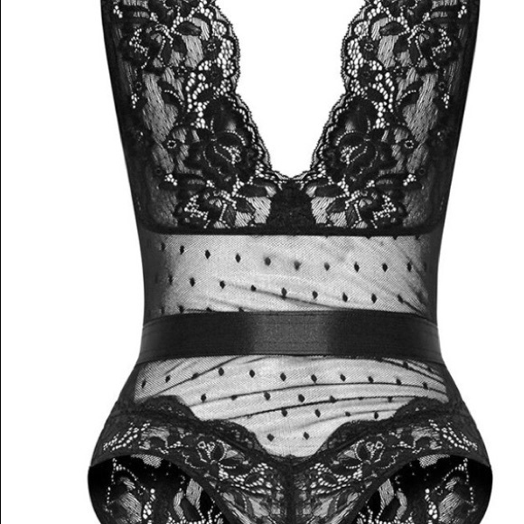 Pretty little things lace bodysuit - Picture 4 of 6